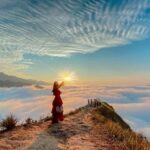 Bình minh trên đỉnh Tà Xùa